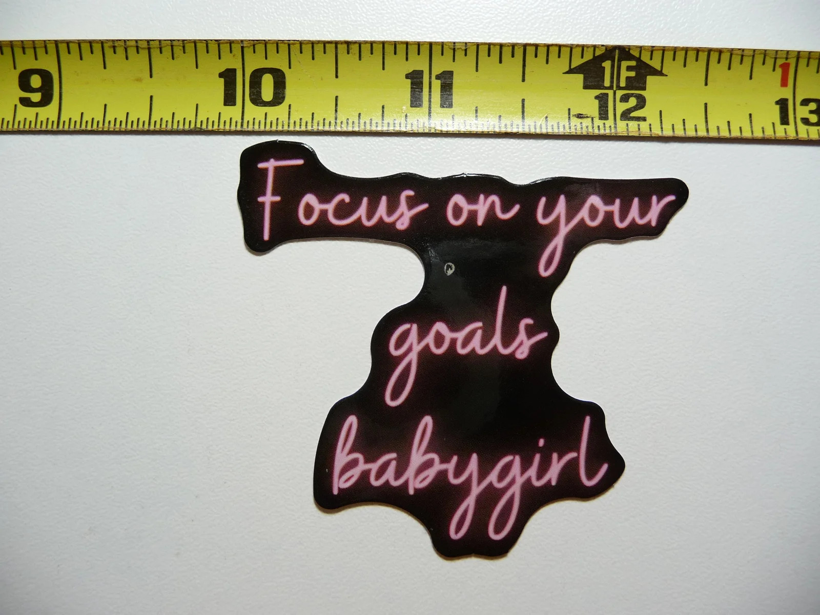 FOCUS ON YOUR GOALS SMALL STICKER DECAL NEON STYLE MOTIVATIONAL POSITIVE