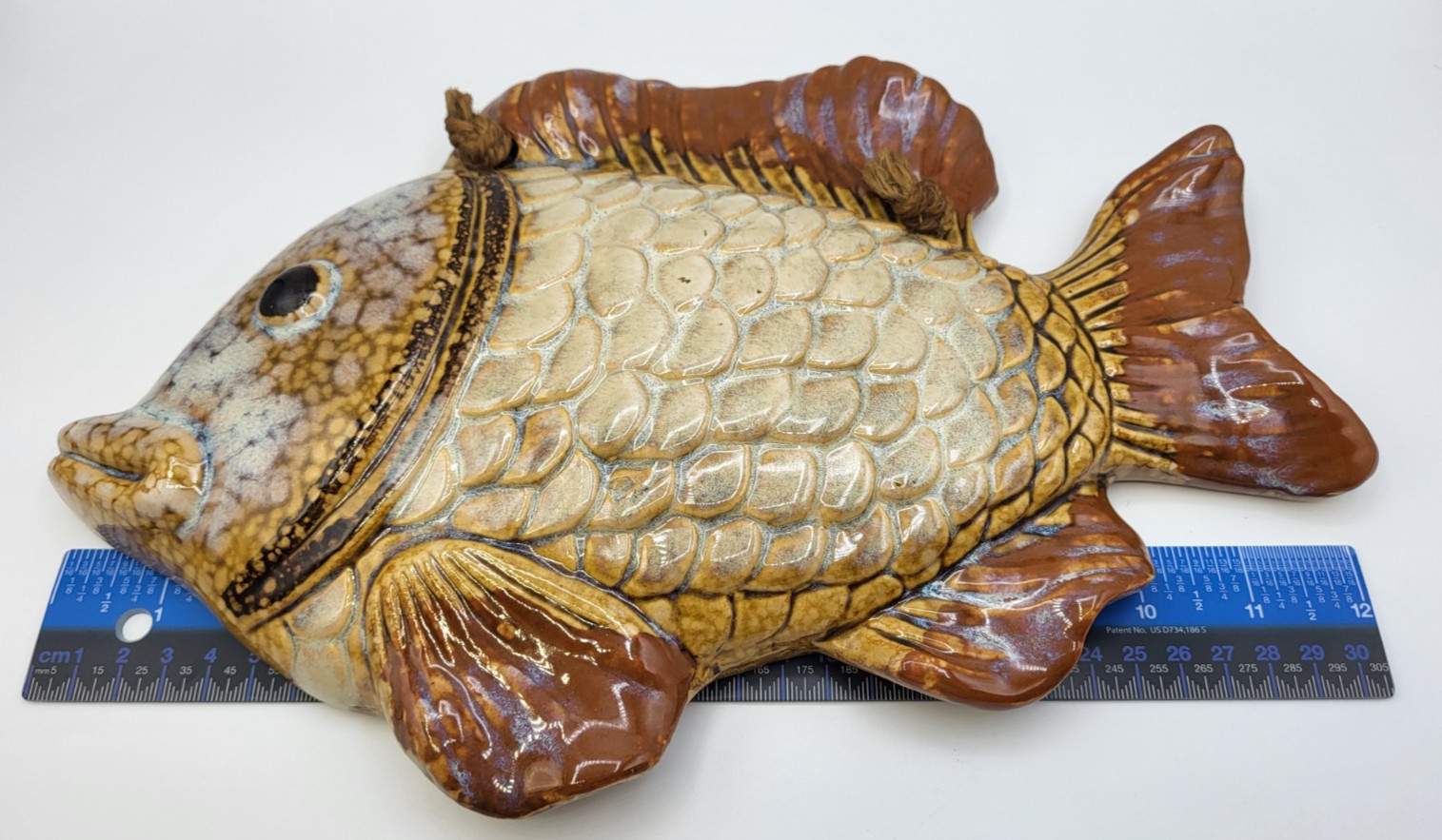 VTG. Glazed Ceramic Pottery Fish Wall Hanging Plaque 12&Prime; Pre-Treaded Cord Browns