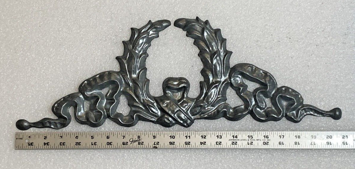Neoclassic Laurel Wreath Door Topper Wall Ornament Antique Plaque Architectural
