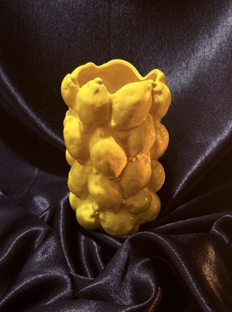 G🍋 Lemon Vase – 8 Inch Tall Yellow Tabletop Vase with 3D Lemon Design