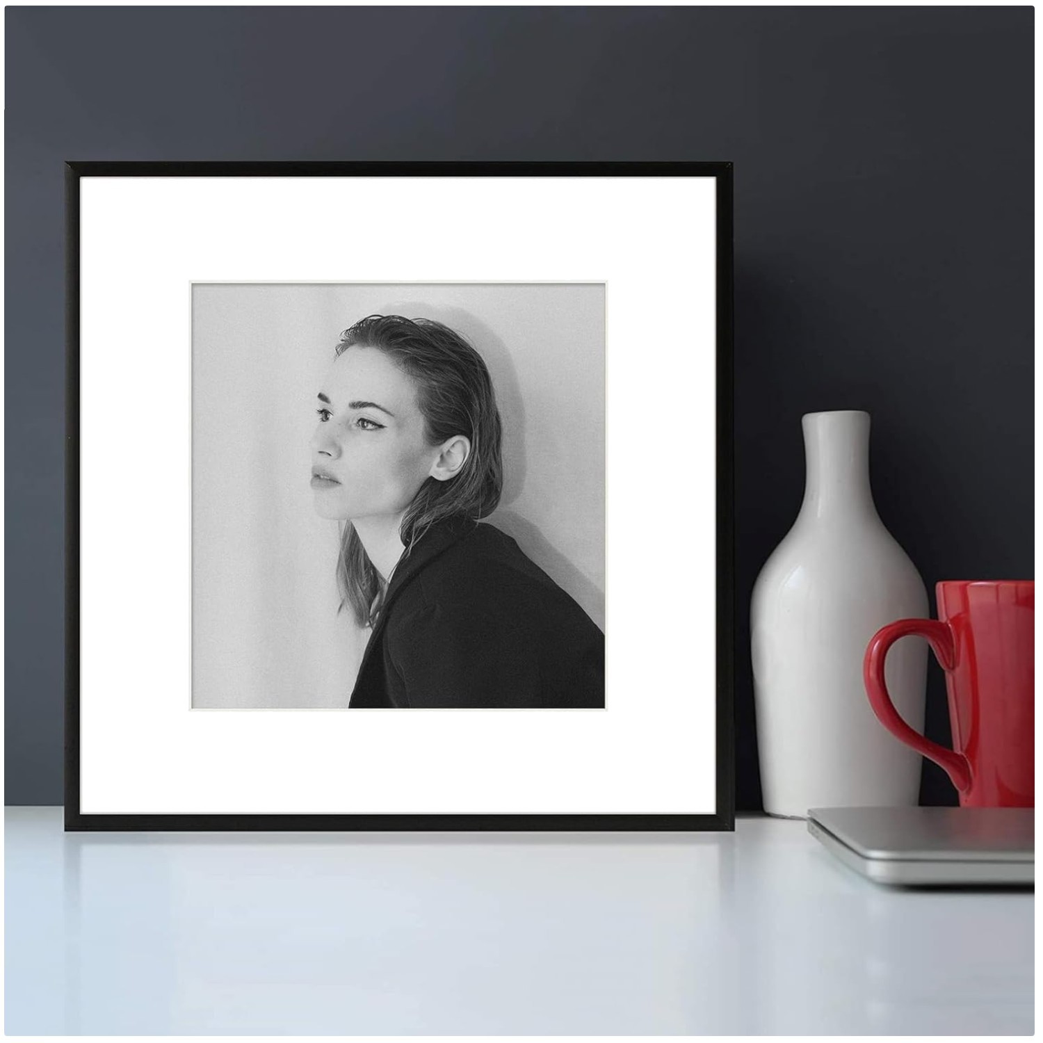 Black Aluminum Picture Frame – 12×12 with Real Glass