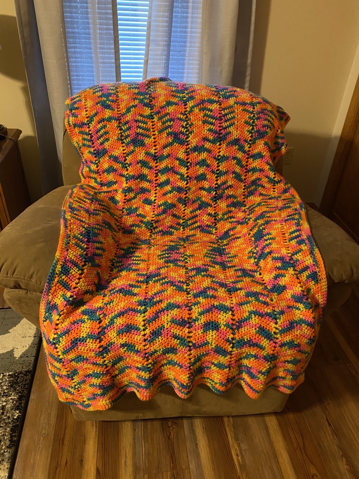 VTG 70s Chevron Crochet Afghan Throw Lap Blanket Zig Zag 67×43 Multicolor