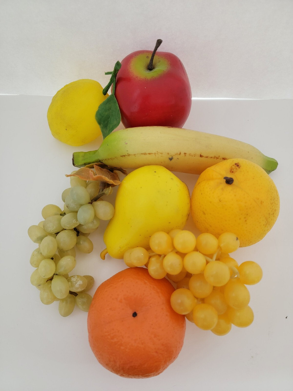 8PC Decorative Lifelike Artificial Plastic Fake Fruits Imitation Realistic
