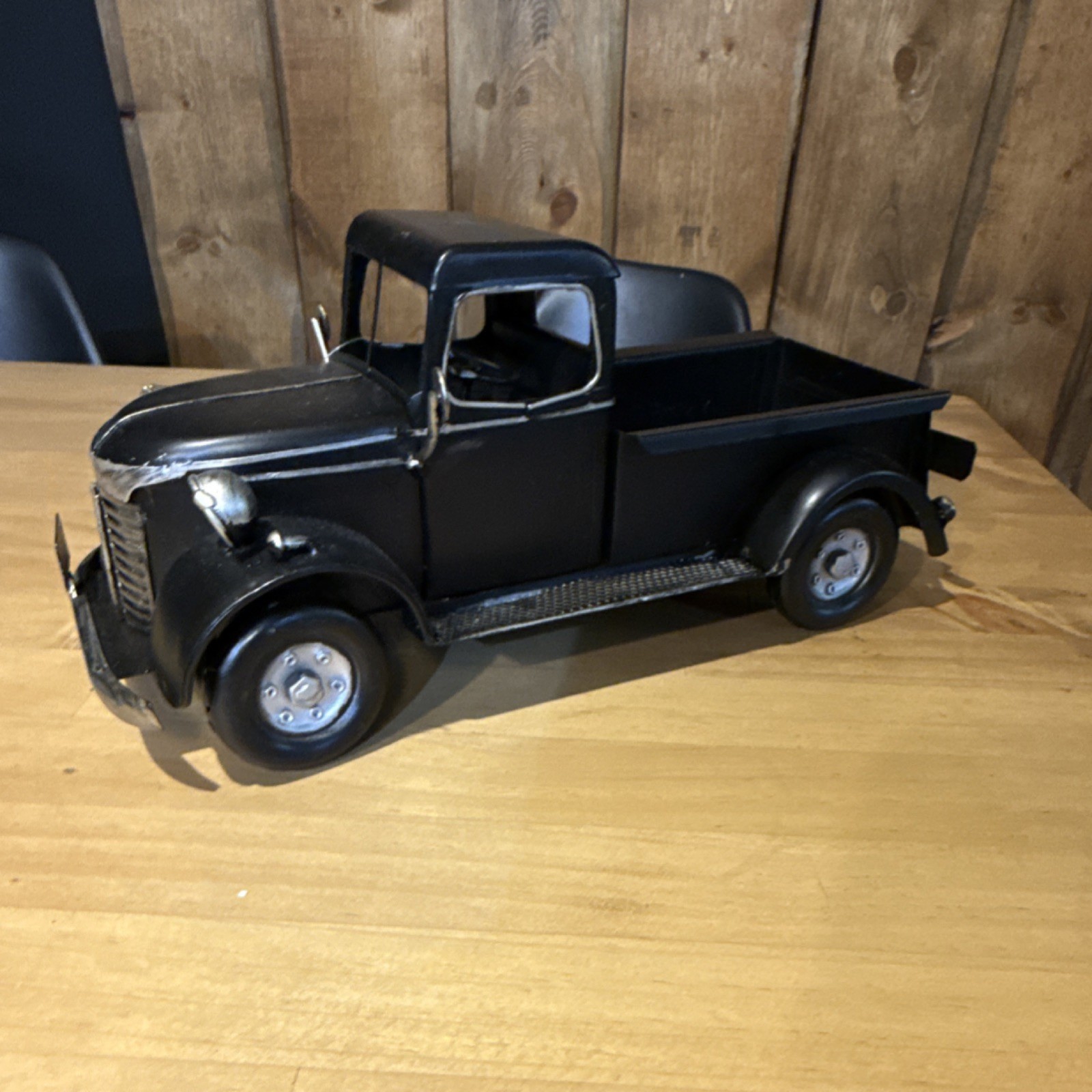 Black Metal Vintage Style Decorative Truck