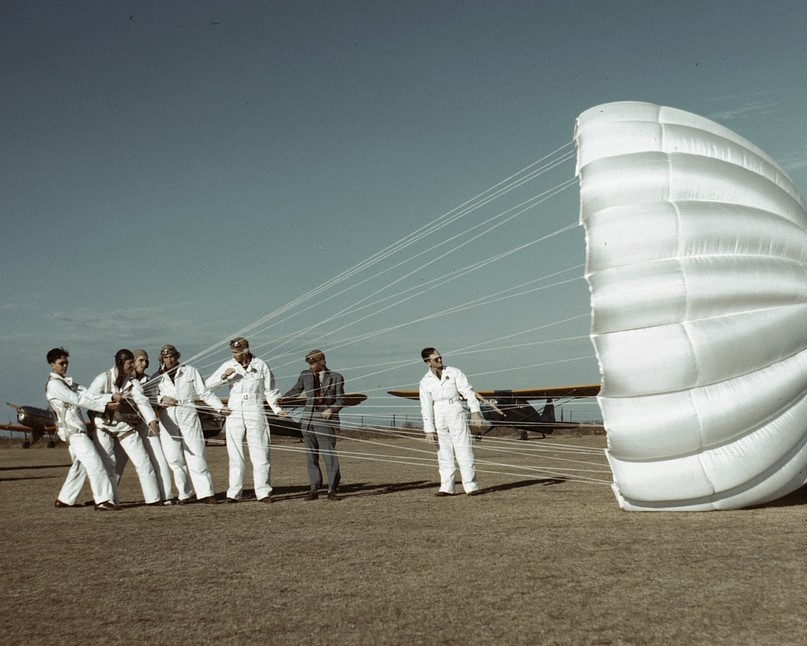 Parachute training for pilots Meacham Field Fort Worth WWII 1942 Photo Print