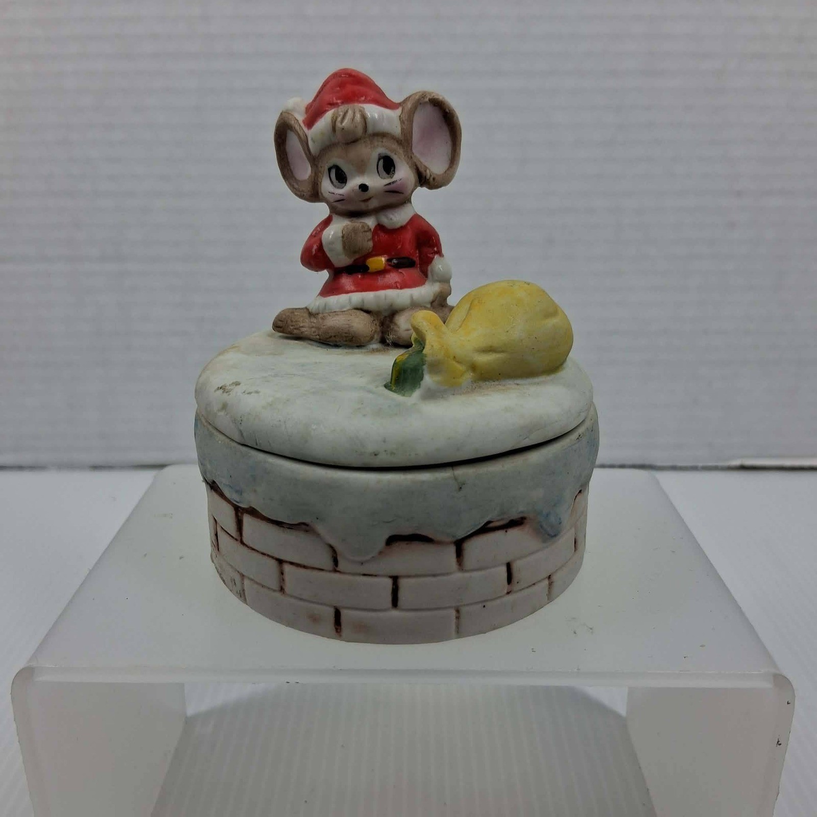 Homco Vintage Christmas Mouse on Chimney Ceramic Trinket Box Santa Mouse 3.5in