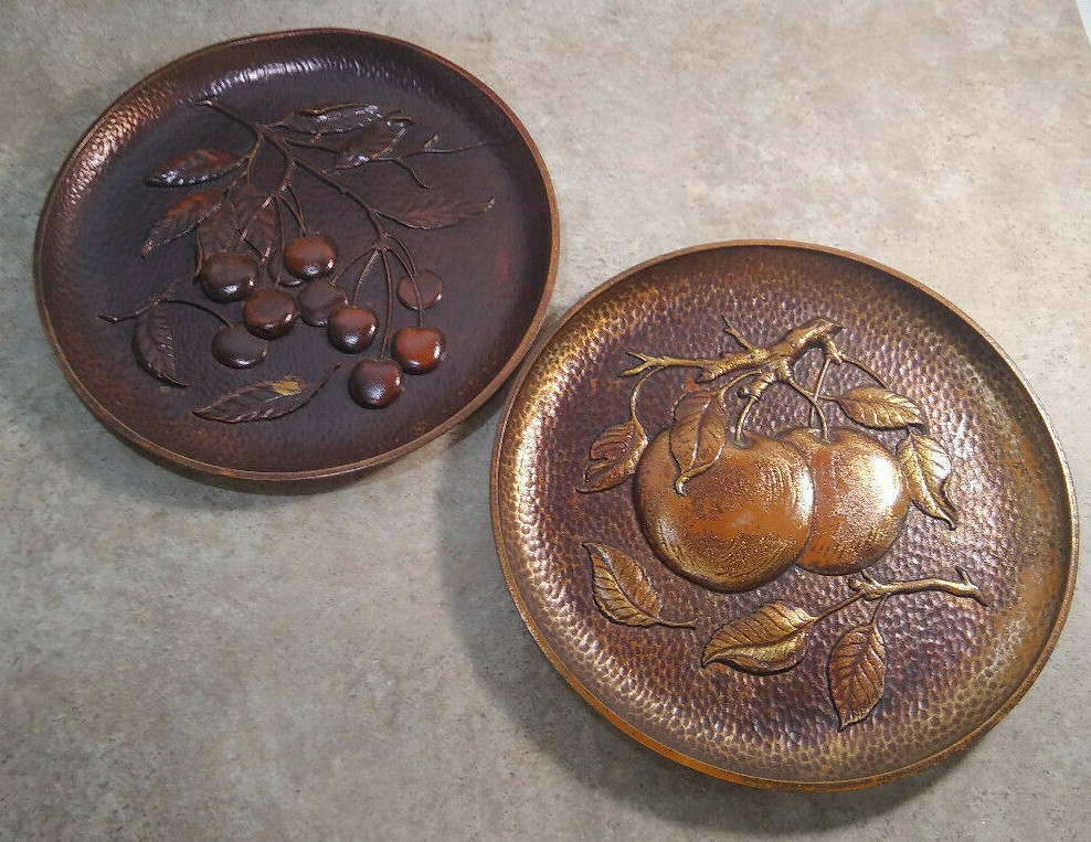 2 Vintage Syroco Wood Wall Plates fruits Cherries & Apple MCM Wall Decor 9.5in
