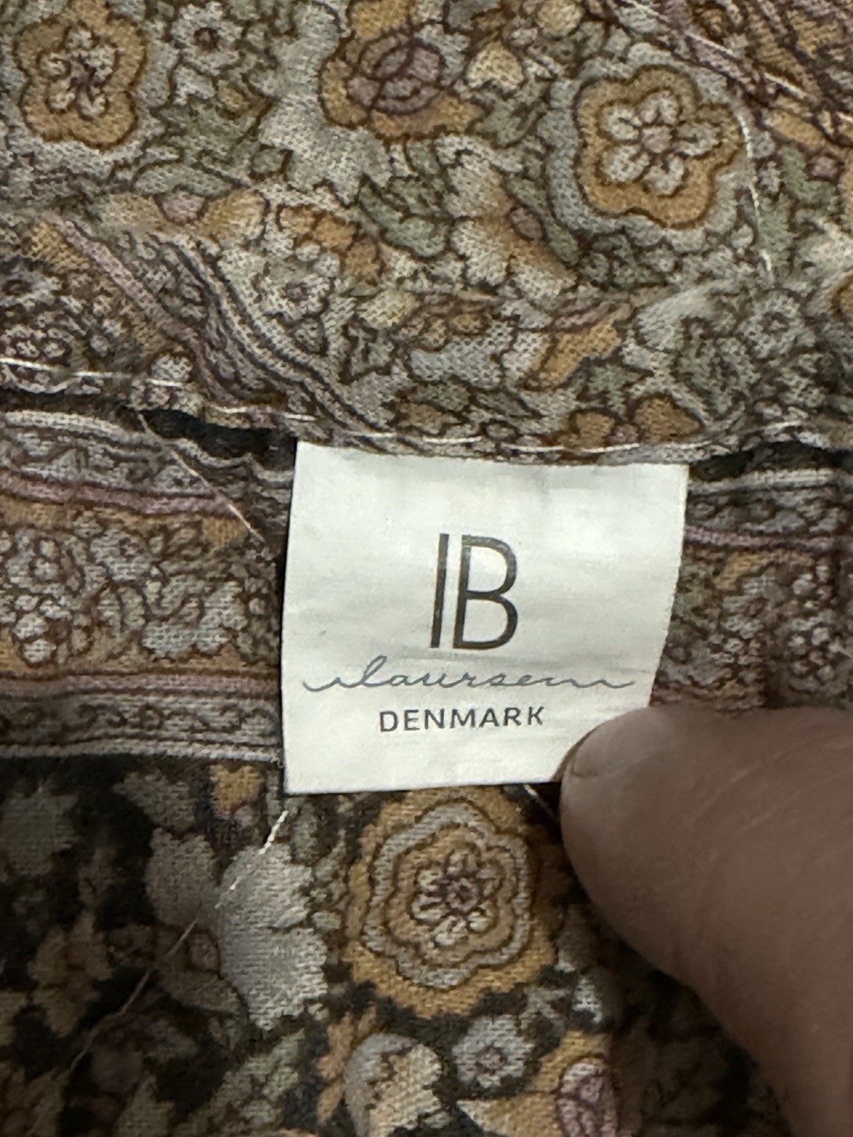 Patchwork Quilt Warm Colors Paisley Reversible by Ib Laursen