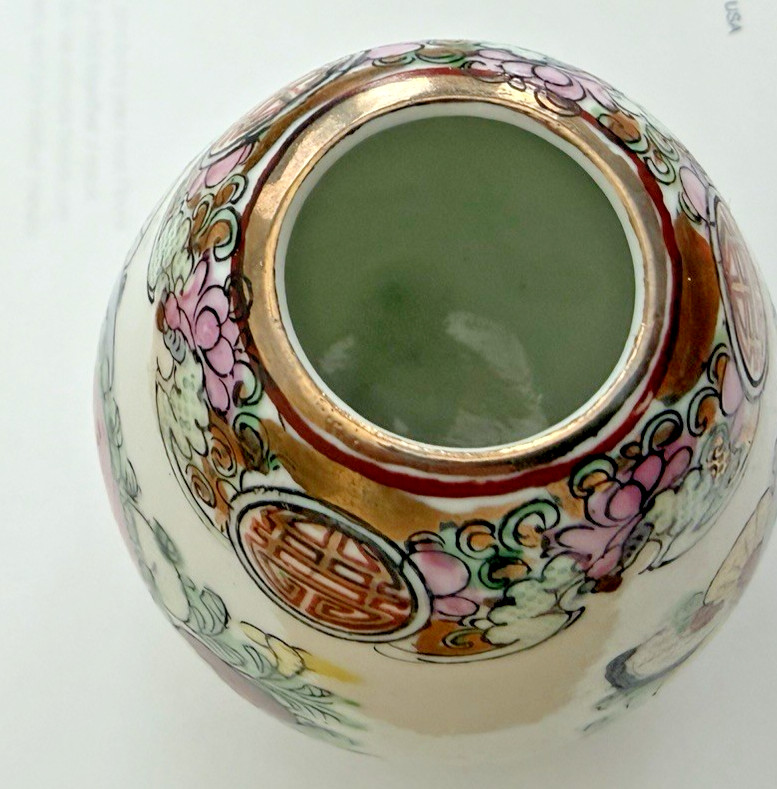 Chinese Nian Qian Zhi Long Miniature Hand Painted Small Porcelain Vase 3&Prime;