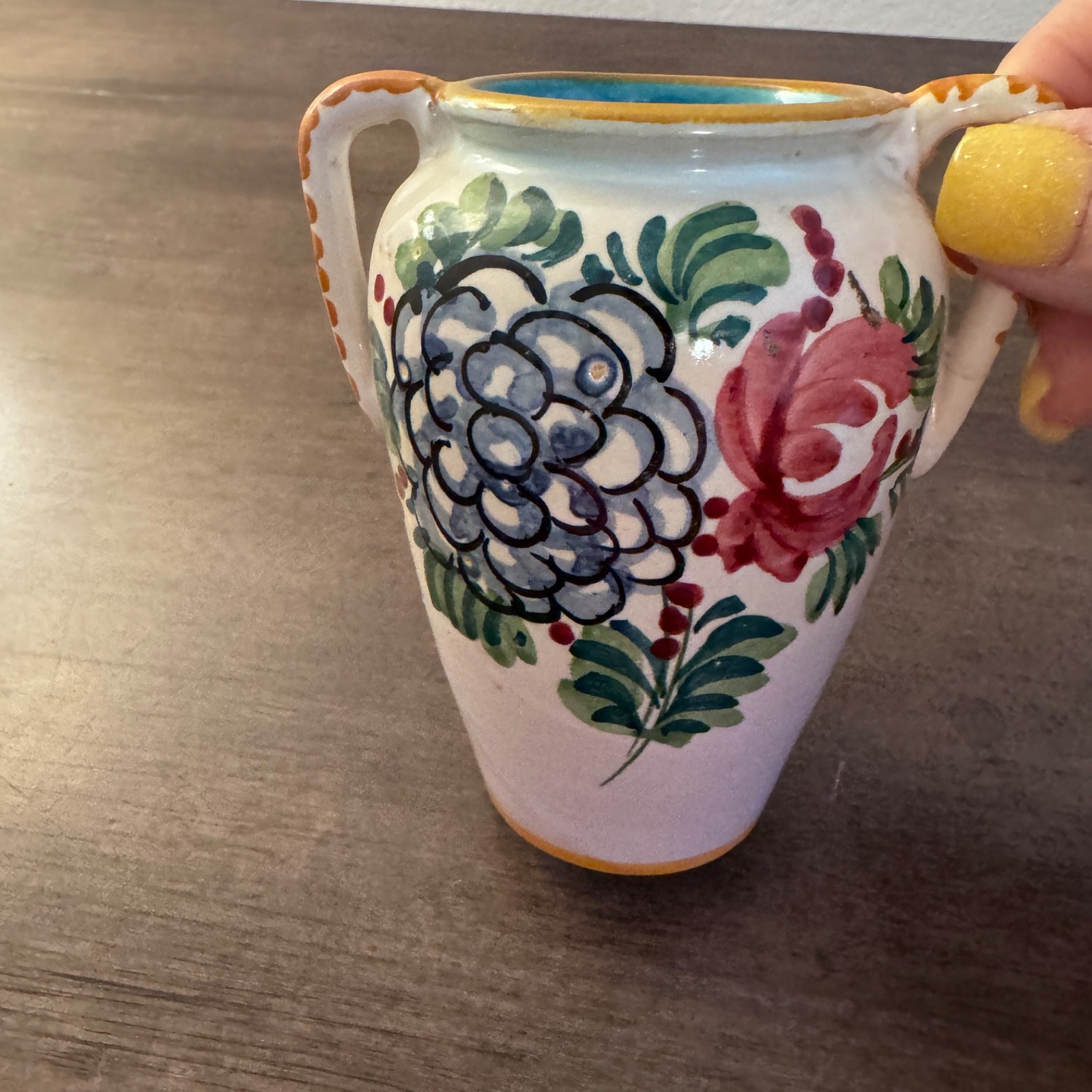 Vintage MADE IN ITALY Gorgeous 4&Prime; Hand Painted Floral Print Glazed Ceramic Vase