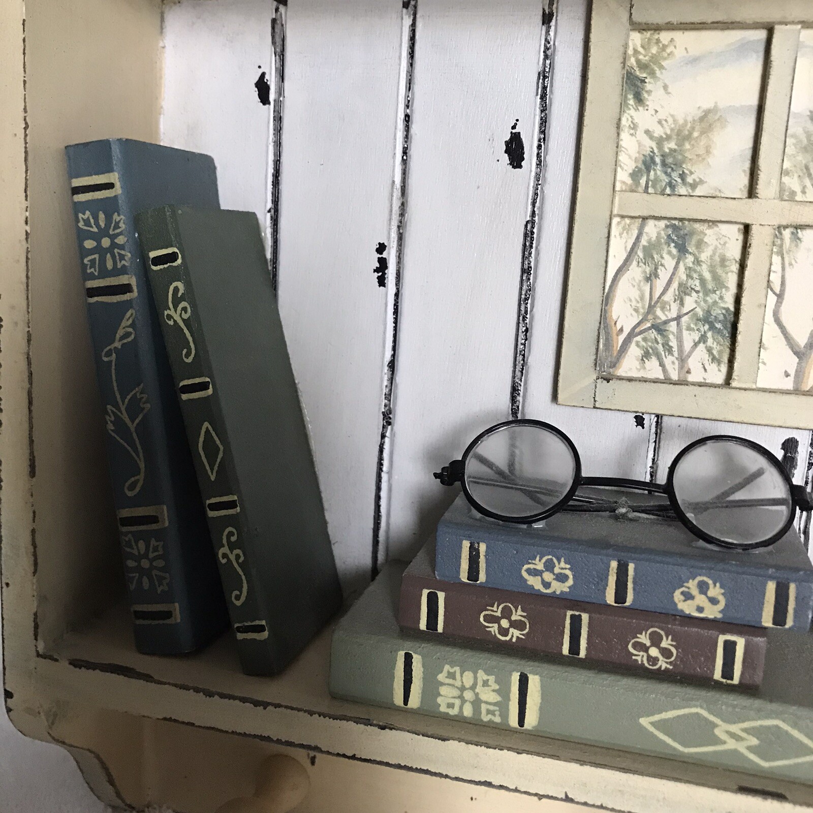 Books Writer Rustic Distressed Beige Wooden Wall Hanging with Hooks