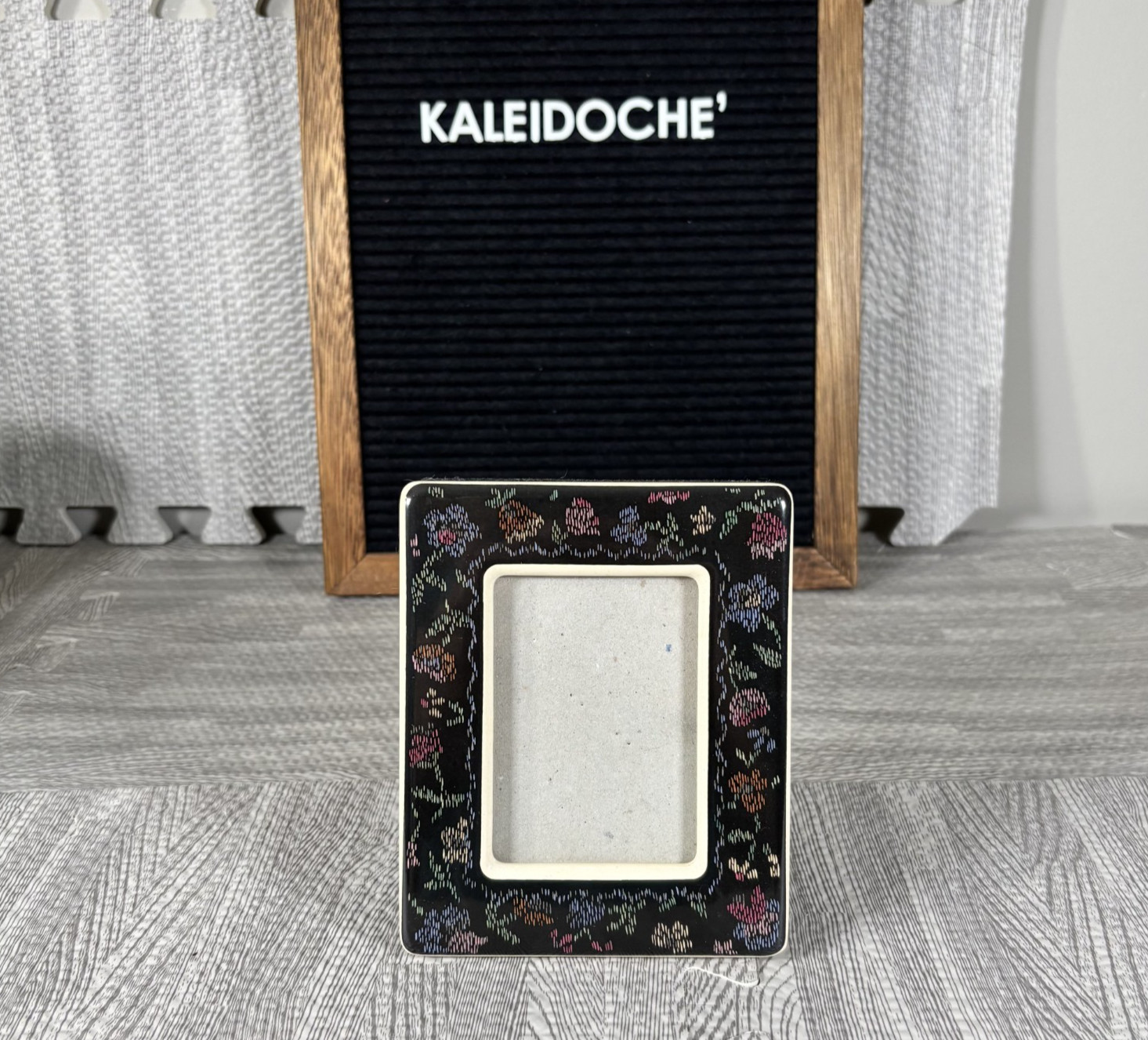 Black Floral Mini Photo Frame Colorful Flower Border 3.5&prime; x 2.5&Prime;