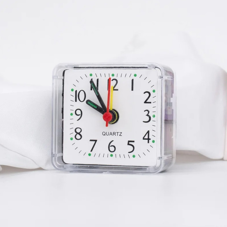 1 pc Mini Square Alarm Clock Compact Quartz Travel Desk Clock