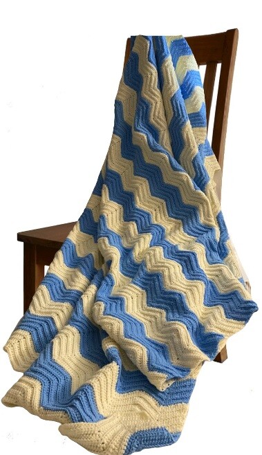 Chevron(Zig Zag)Pattern Hand Crochet Blue & Cream W-65&Prime; x L-92&Prime; Blanket Throw