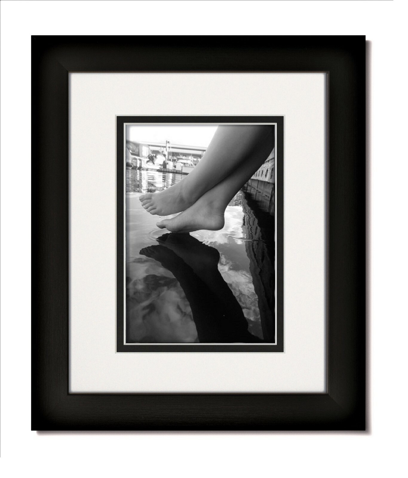 11×14 Matte Black Frame with Glass & White/Black Mat for 8×10