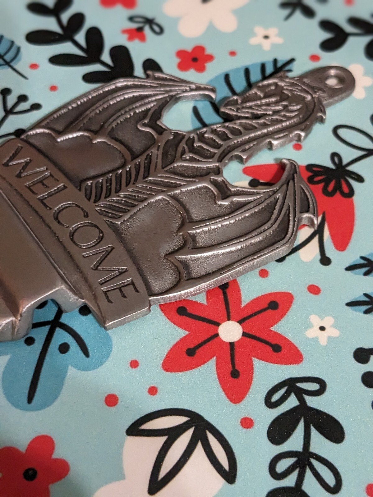 Pewter Dragon Welcome Sign 6.25 in Tall Wall Mount