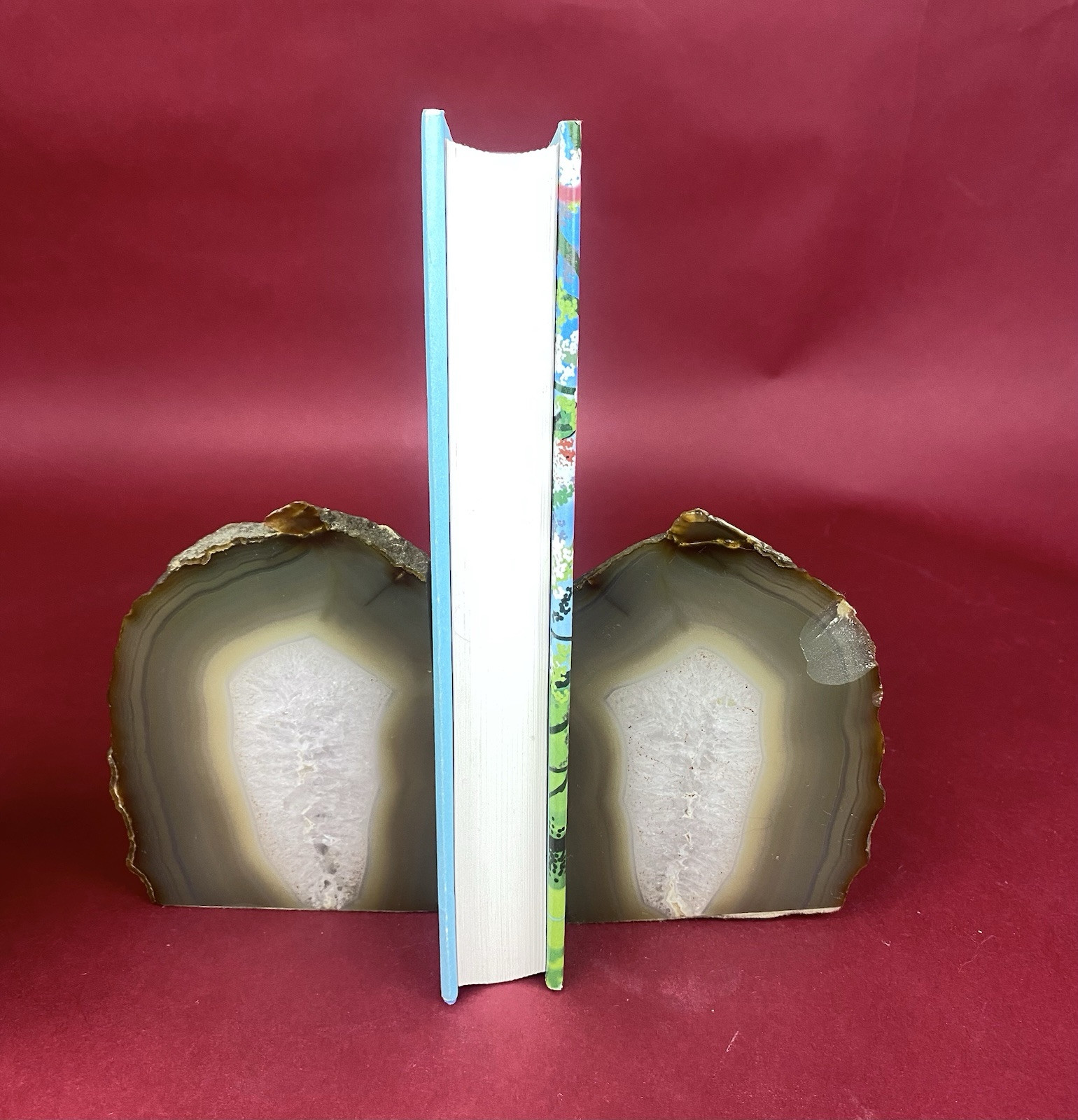 Geode Bookends 5 1/2” 7 Pounds Polished Thunder Eggs AS IS