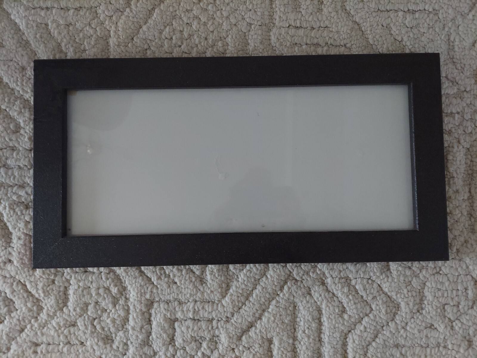 HEAVY BROWN WOOD GOLD SPECKLE FRAME WITH GLASS WALL MOUNT 18×8