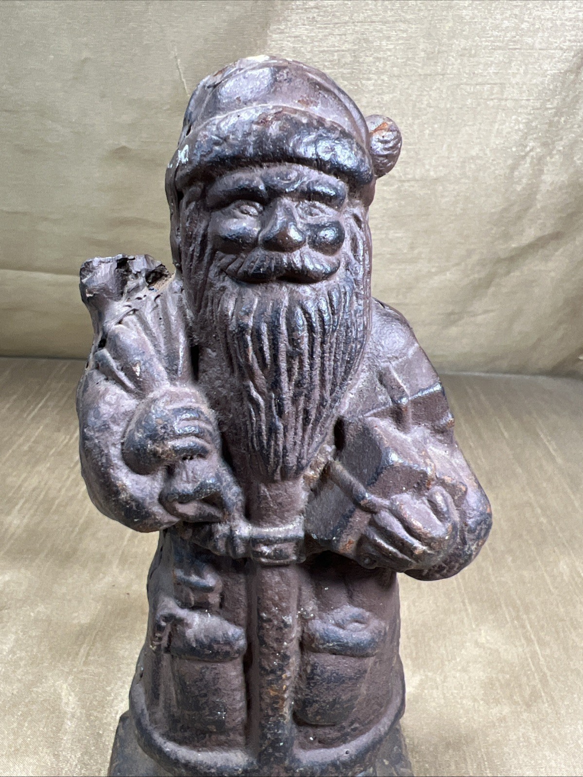 Vintage Cast Iron Santa Claus Doorstop Christmas Decoration Figurine