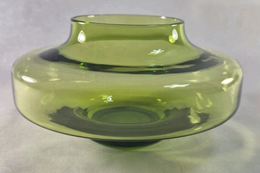 Olive Green Vintage Glass Vase 3&Prime; X 6&Prime;
