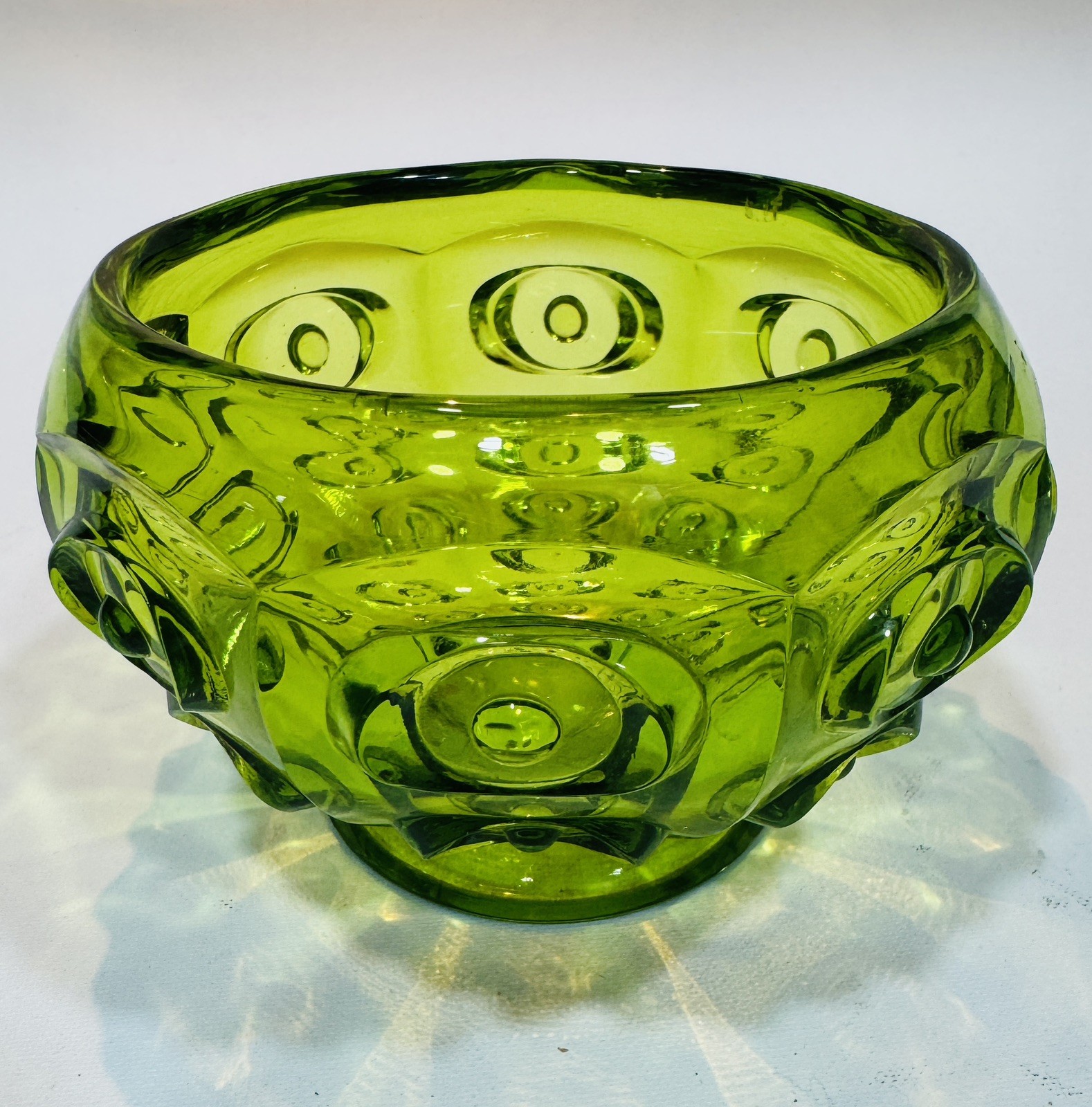 MCM 1970’s VIKING GLASS Avocado Green Yesteryear Bullseye Pattern Low Rose Bowl