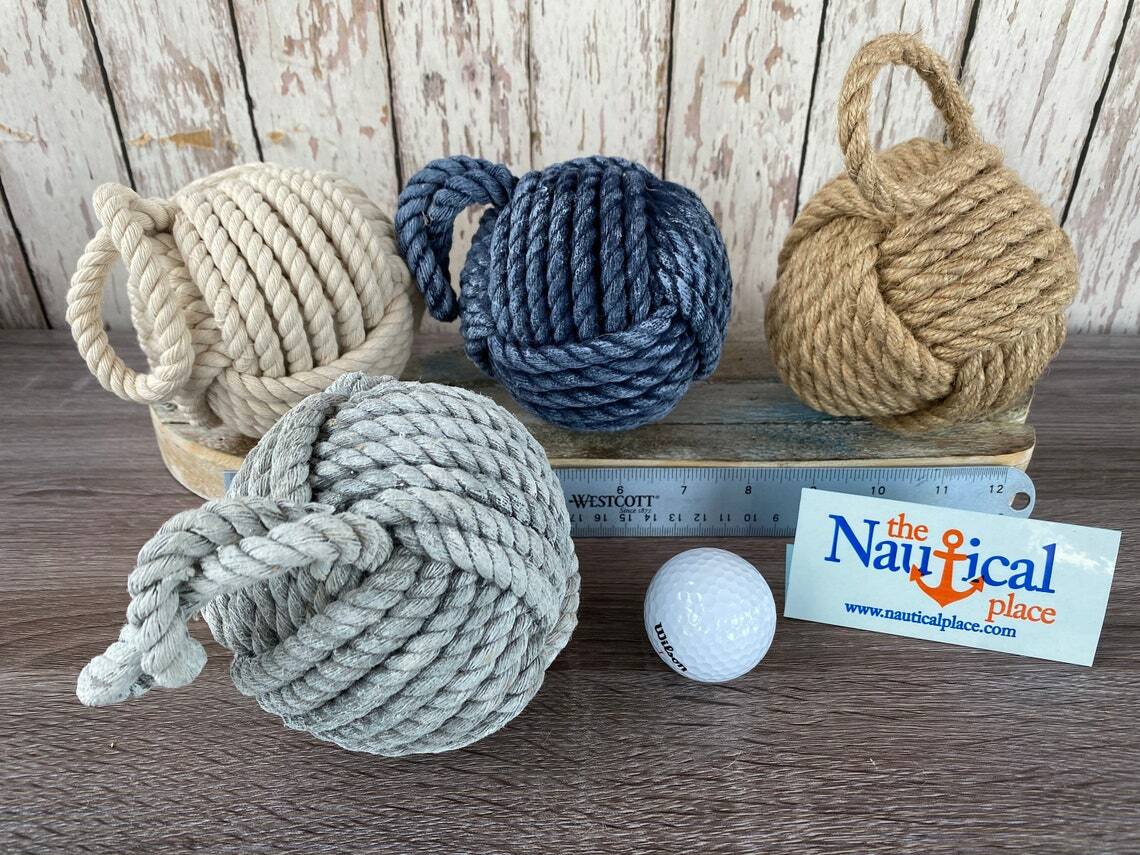 3.75&Prime; Monkey Fist Knot Ball w/ Hanger Loop – Handmade Jute Rope Sailor Knot