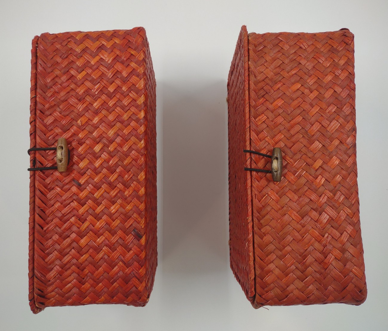 Set of 2 red latched lid rectangular woven storage baskets 10&Prime; L x 6.5&Prime; W x 4&Prime; T