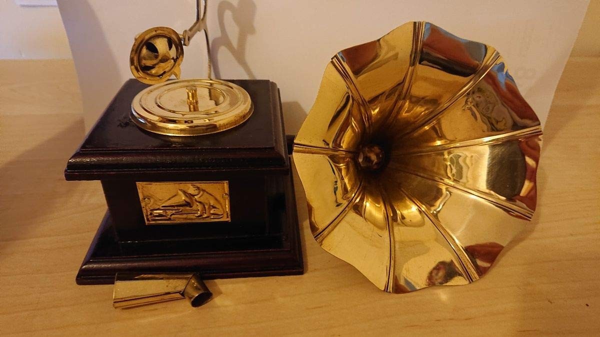 Brass Vintage Gramophone Showpiece for Home and Living Room, 17 cm, Gold, 1 Piec