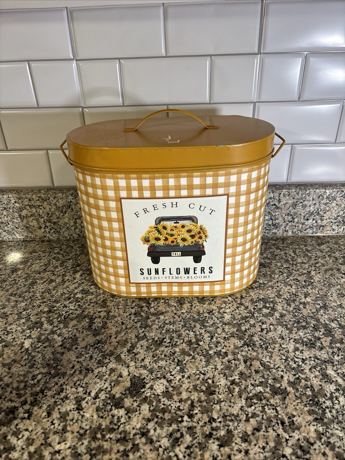 New Farmhouse Country YELLOW SUNFLOWER VINTAGE TRUCK CANISTER TINS Container