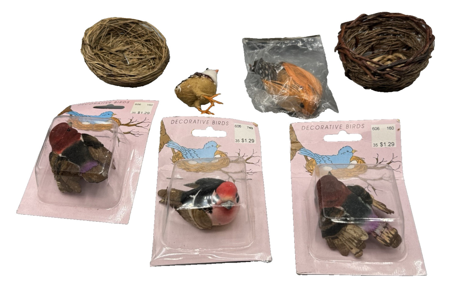 5 Artificial Birds Decorative & 2 Baskets Nests For Craft Home Garden Decor