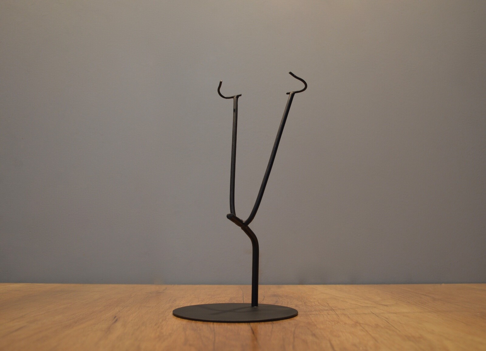 13”high Metal Display Stand for flat masks and other Art objects – 5”base