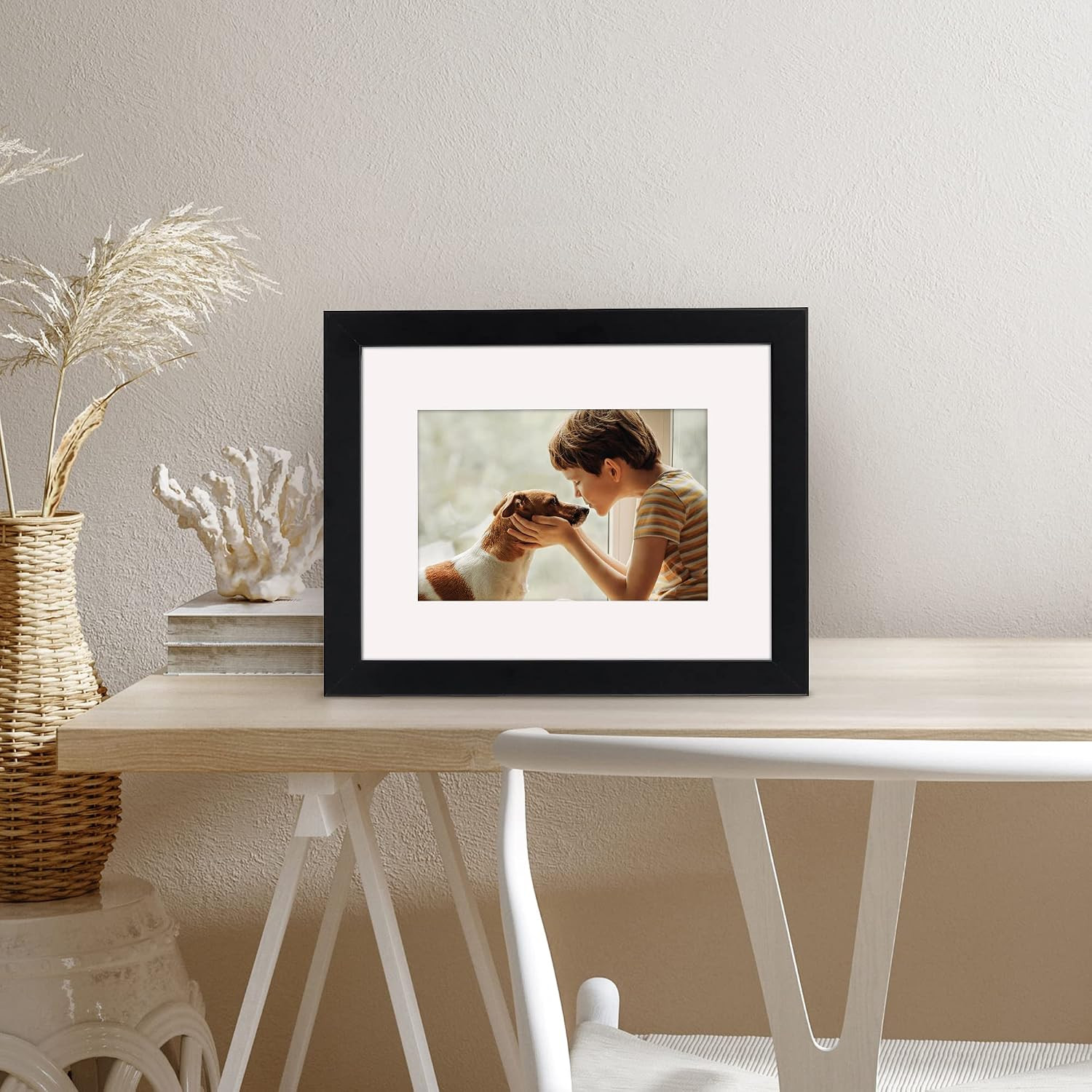 Americanflat 8X10 Picture Frame with Shatter-Resistant Glass – Use as 5X7 Frame