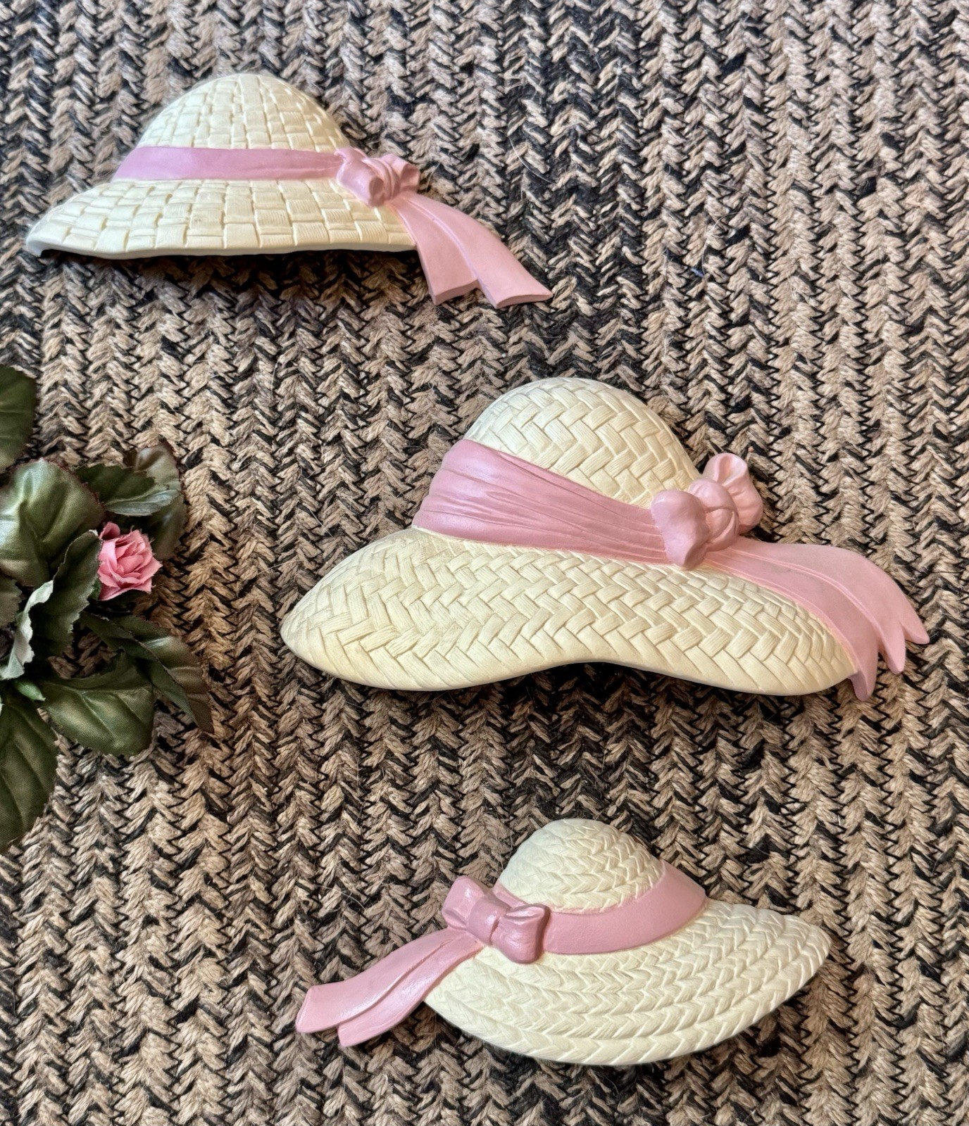VTG Homco Burwood Pink Ribbon White Wicker 12pc Wall Decor Mirror Set Complete