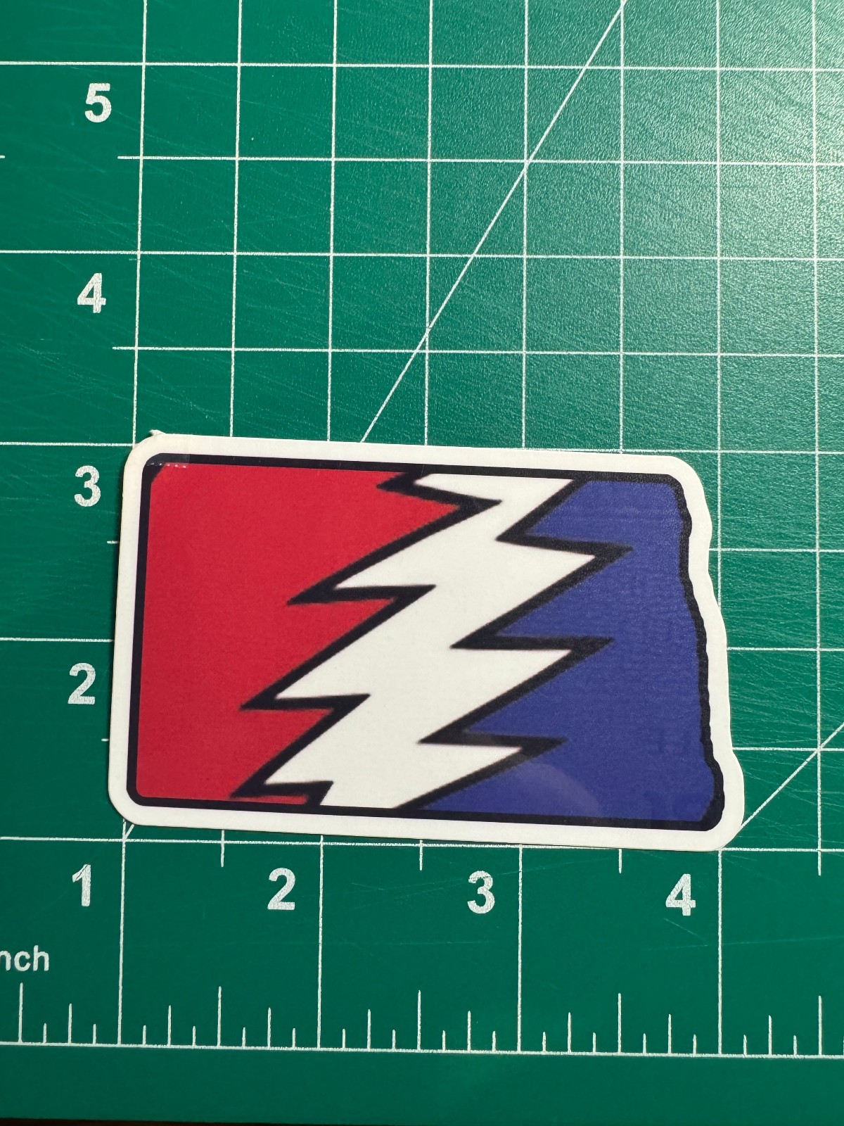 North Dakota Stealie – Grateful Dead – Laminated Vinyl Sticker 2&Prime;x3&Prime;