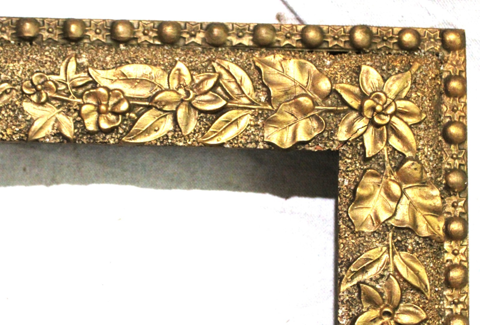 ANTIQUE FITS 8 X 10&Prime; VICTORIAN EASTLAKE ETCHED BLACK PICTURE FRAME WOOD GOLD